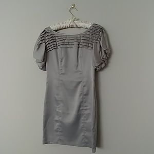 Silver dress with statement sleeves - Kitty